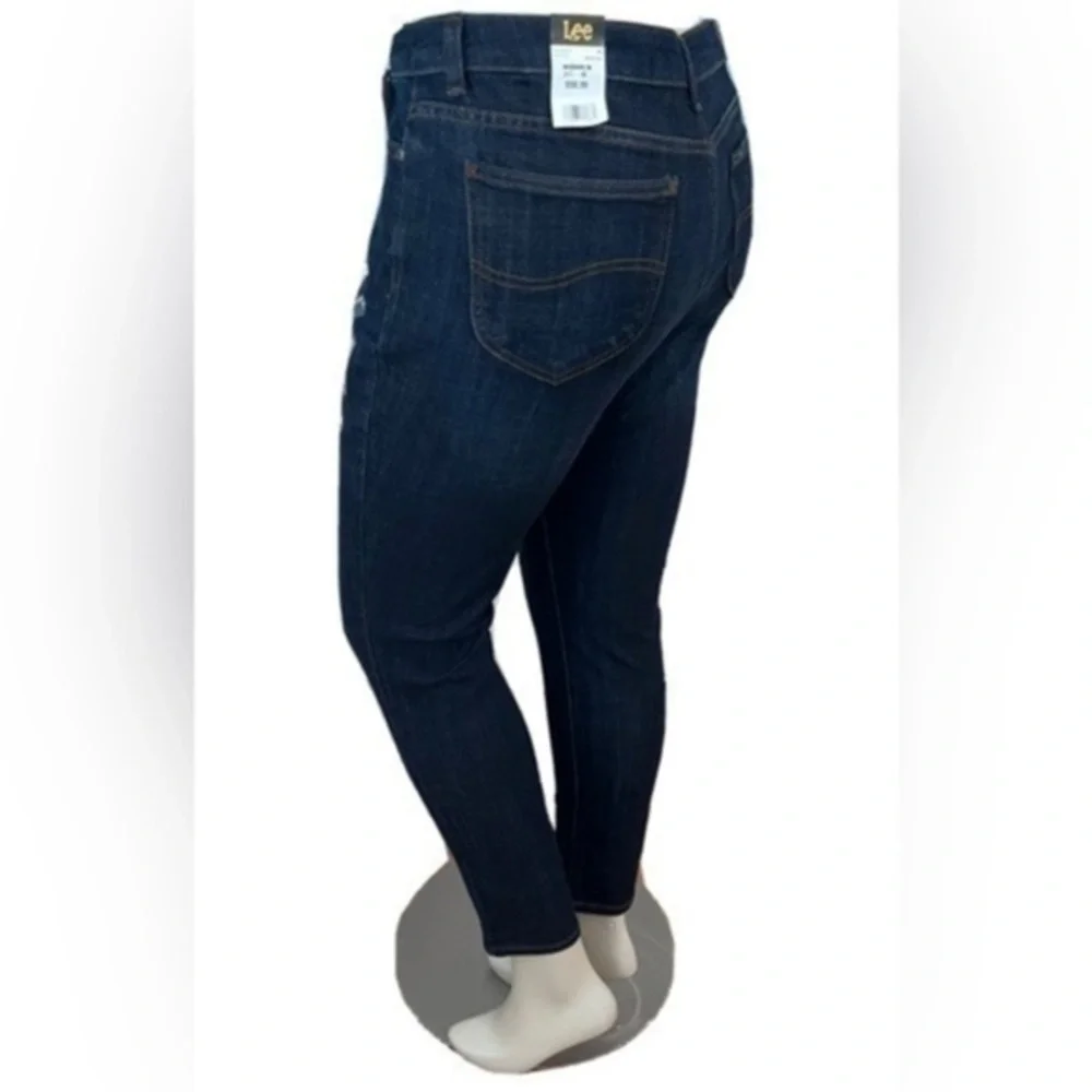 NWT Lee Legendary Slim Fit Skinny Jeans Stretch Mid Rise choose size 16 or 18